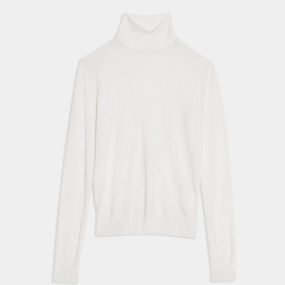 Theory Ivory Turtleneck Sweater Size L